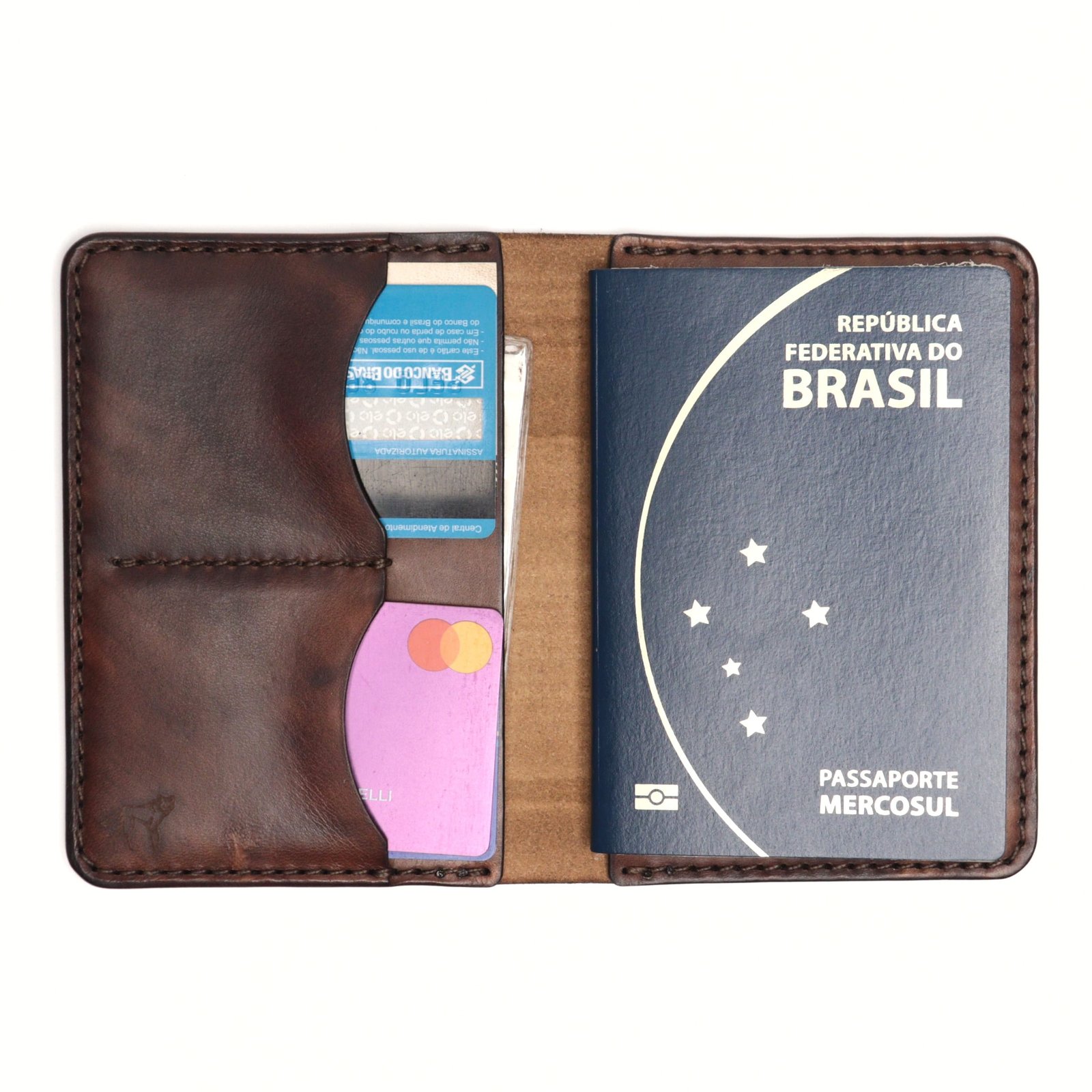 KIT Porta Passaporte + Identificador de Bagagem • Marrom - Imagem 4