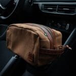 Necessaire Lona Encerada e Couro Marrom