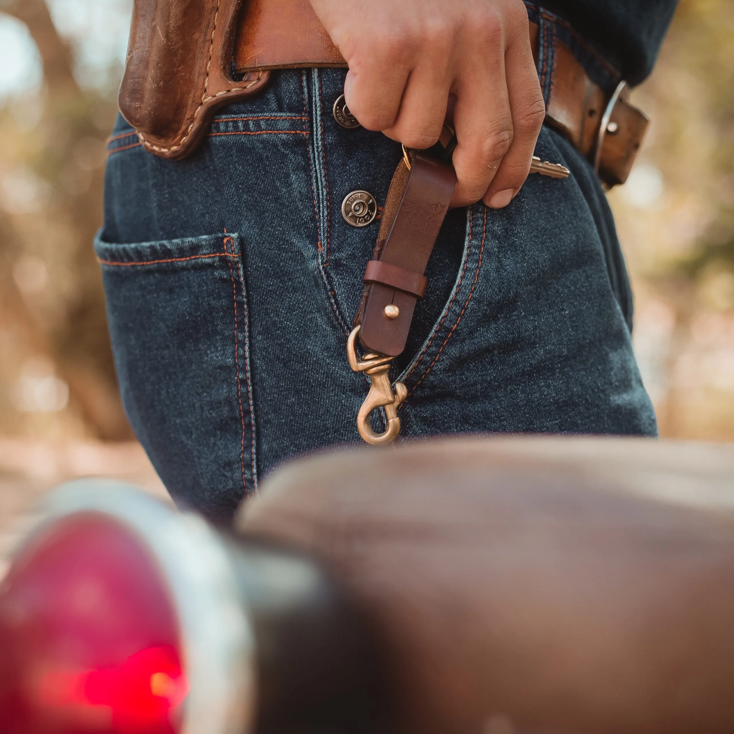 Chaveiro de Cinto Latão Marrom - Imagem 4