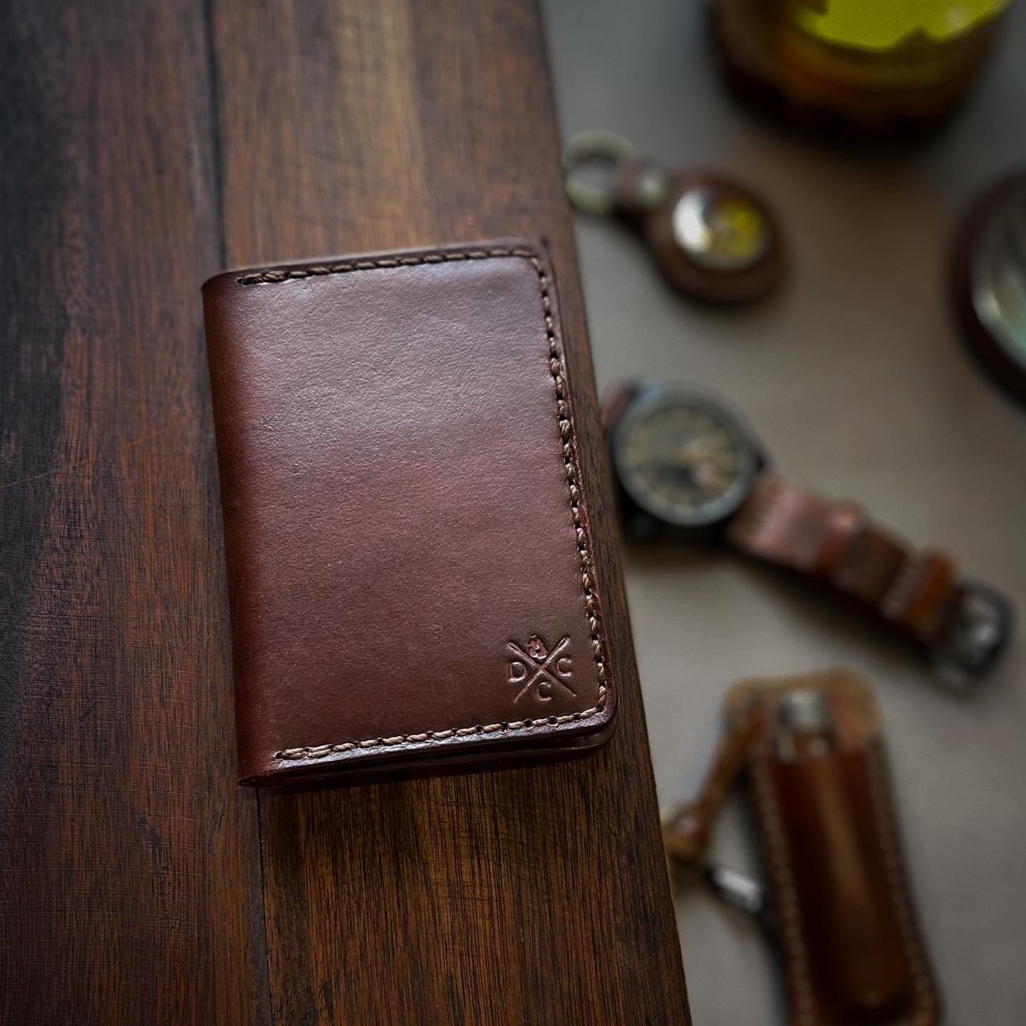 Carteira de Couro Vertical NO.6 Marrom - Imagem 6