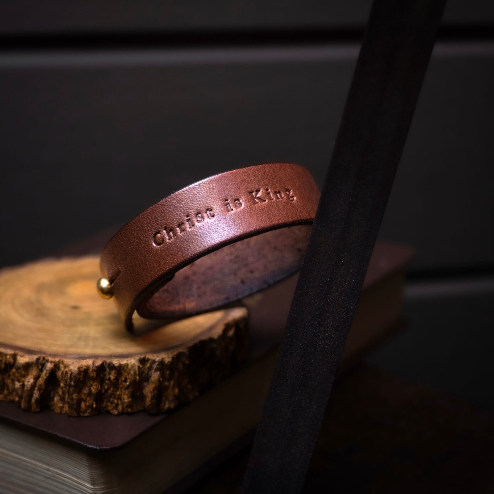 Bracelete de Couro Cru - Imagem 5