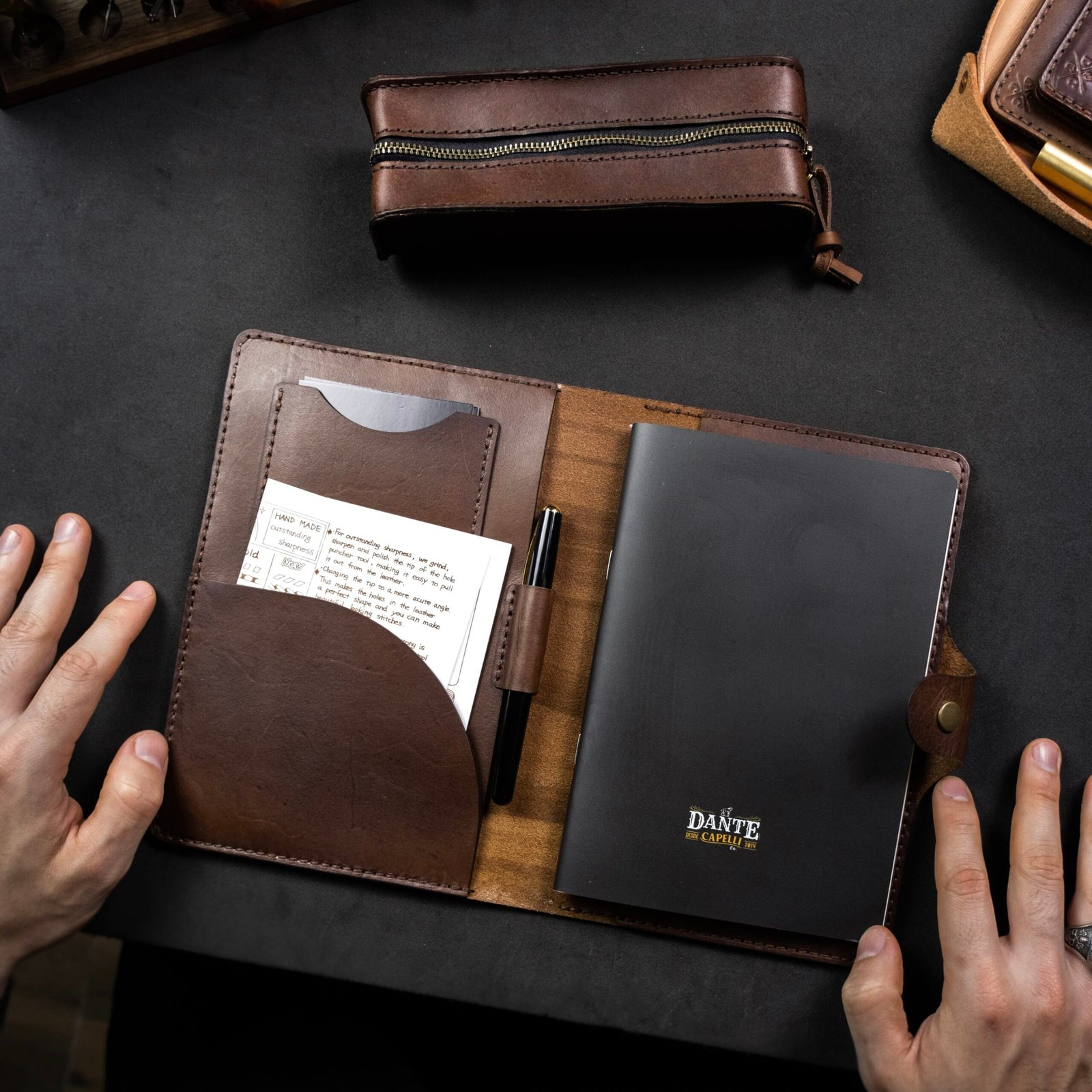 Case A5 Domus Couro Marrom - Imagem 4