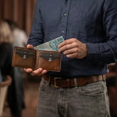 KIT Carteira Bifold No.7 + Cinto • Marrom