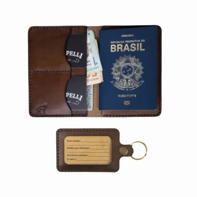 KIT Porta Passaporte + Identificador de Bagagem • Marrom